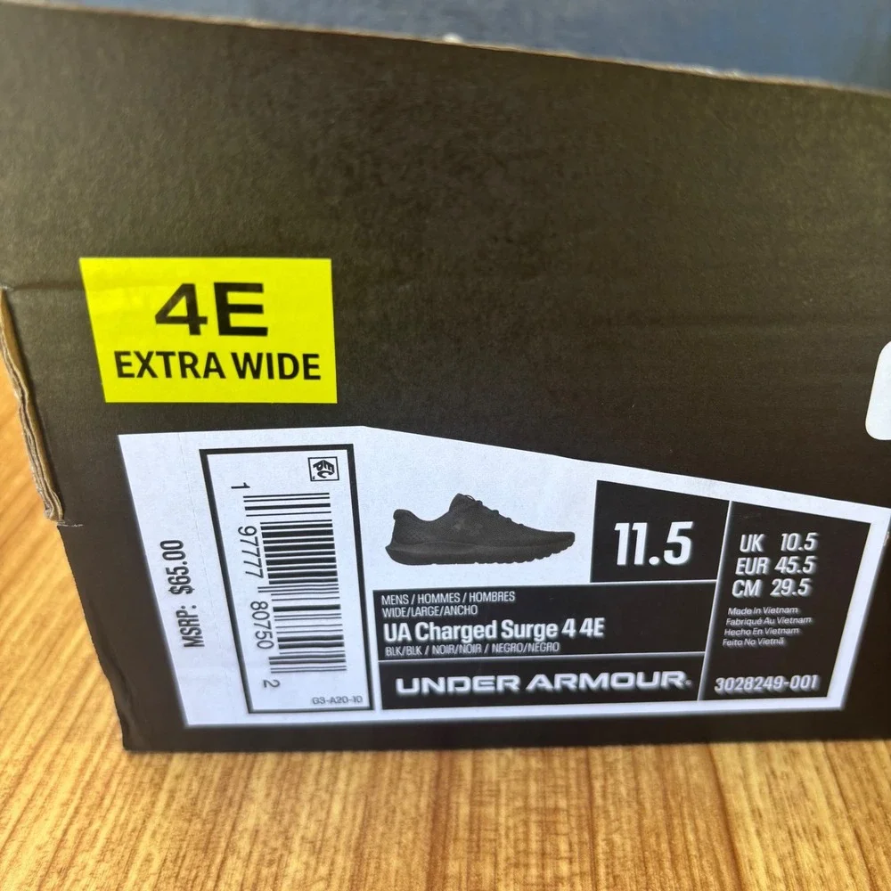 Under Armour Charged Surge 4 Mens‎ 11.5 Black 4E Extra Wide Running Shoes NEW
